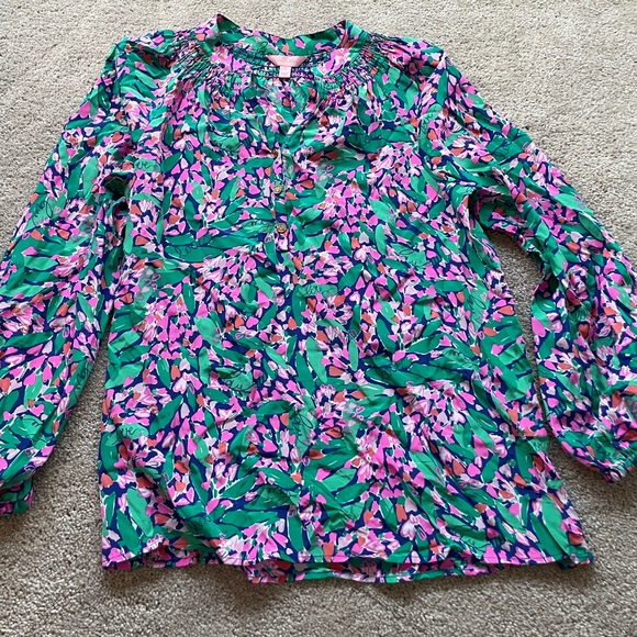 Lilly Pulitzer Tops - Lilly Pulitzer silk blouse.